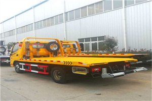 色达附近拖车救援搭电